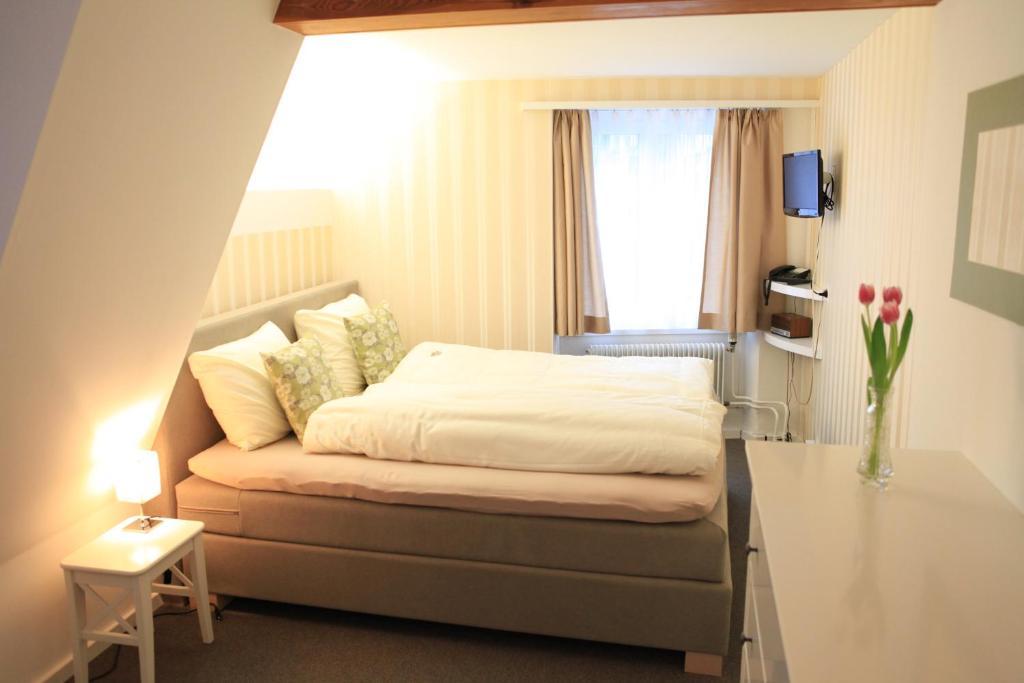 Hotel Krone บัดรากัซ ห้อง รูปภาพ