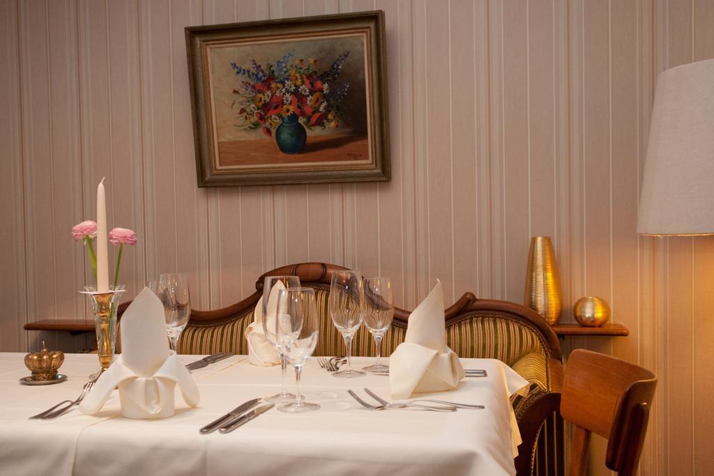 Hotel Krone บัดรากัซ ร้านอาหาร รูปภาพ